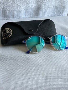 Ray-Ban Round Nylon RB4242 Sunglasses | "Gloss" Frame Blue Lens (size 49-21)